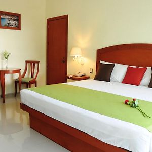 Double Room Garden View